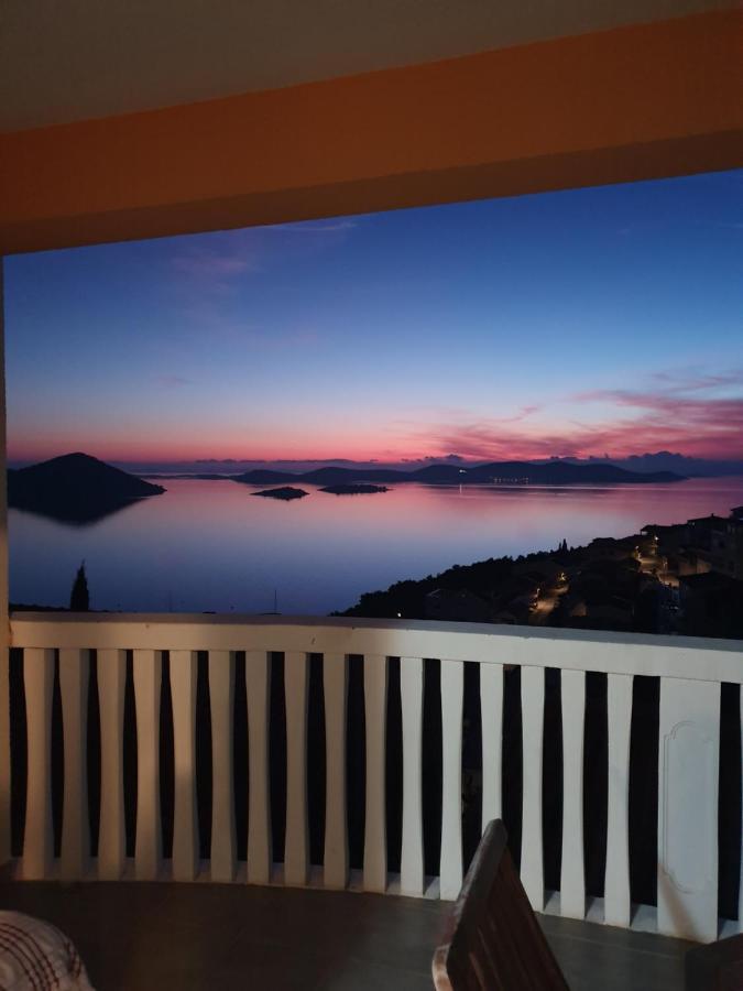 Lavender Apartments Драге Екстер'єр фото