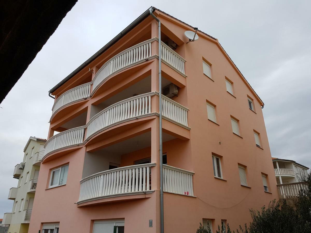 Lavender Apartments Драге Екстер'єр фото